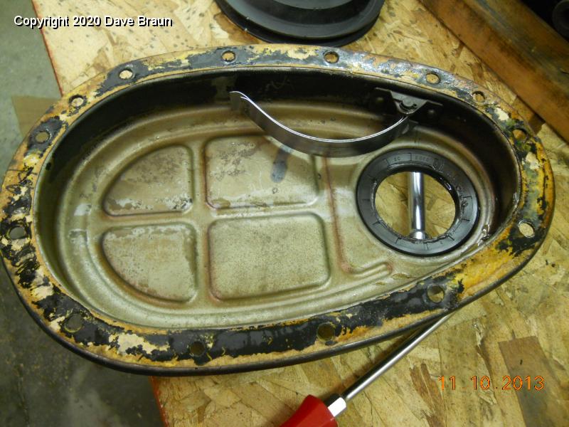Spitfire1974/Restoration/Engine/Engine Teardown/Timing cover oil seal
